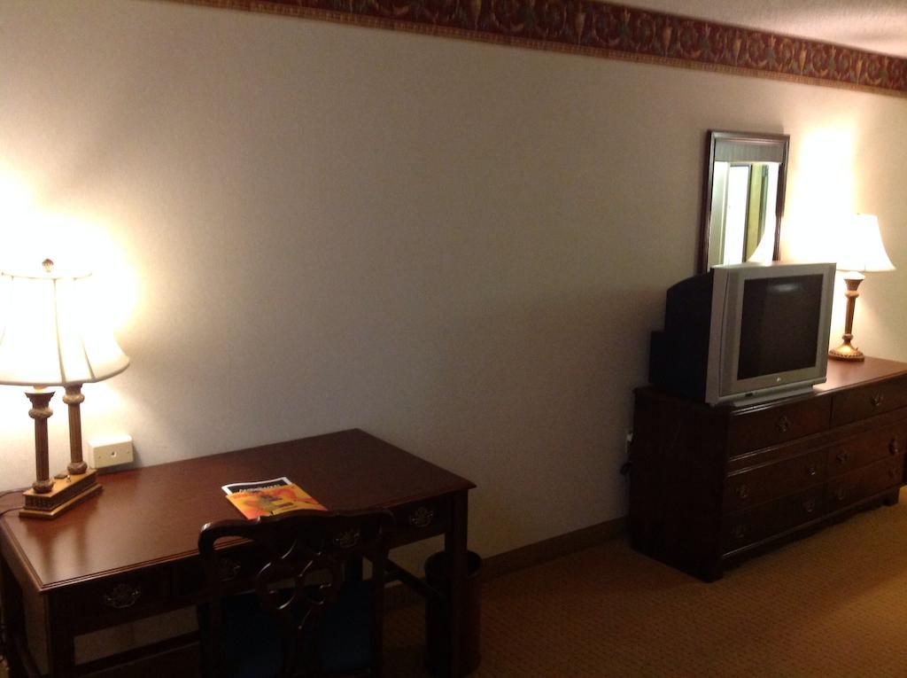 Wyndham Garden Amarillo Hotell Rom bilde